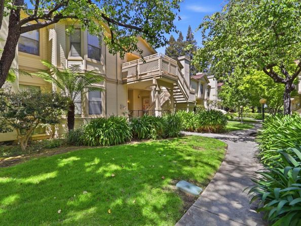 979 La Mesa Terrace Apt D, Sunnyvale CA 94086