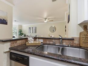 979 La Mesa Terrace Apt D, Sunnyvale CA 94086