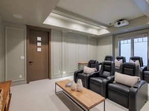 543 Seale Avenue, Palo Alto CA 94301