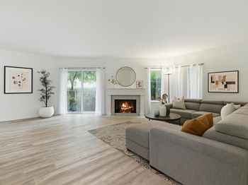 914 Shoreline Drive