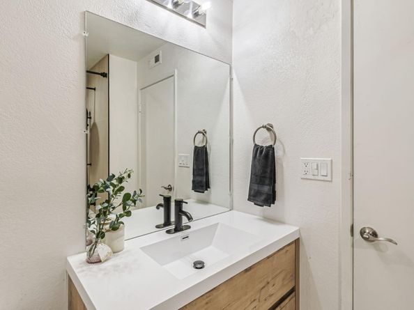 3328 Kimber Court 21, San Jose CA 95124