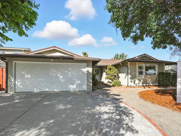 32461 Darlene Way, Union City CA 94587