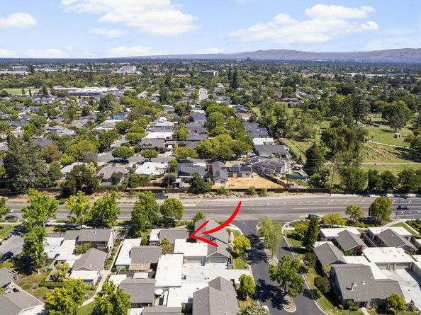 102 Escobar Avenue, Los Gatos CA 95032