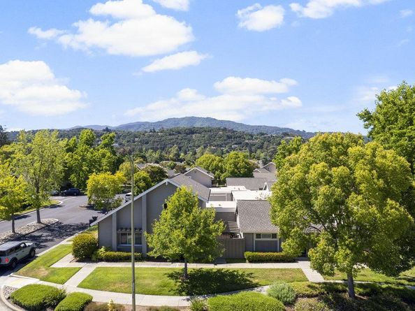 102 Escobar Avenue, Los Gatos CA 95032