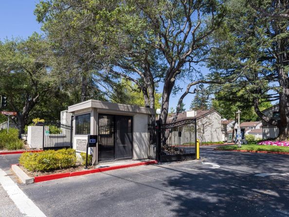 19113 Vineyard Lane, Saratoga CA 95070