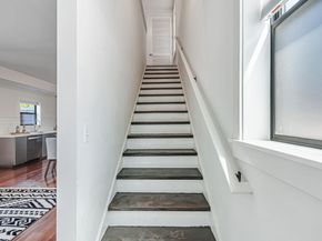 1022 61st Street, Oakland CA 94608