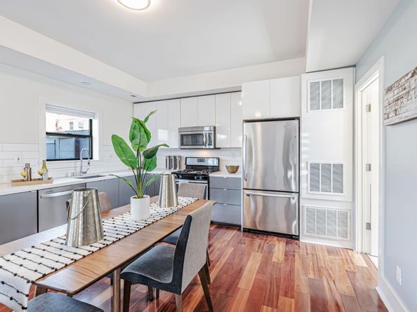1022 61st Street, Oakland CA 94608