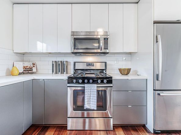 1022 61st Street, Oakland CA 94608