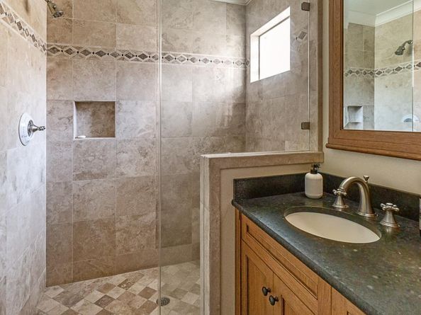 587 Sequoia Avenue, Redwood City CA 94061