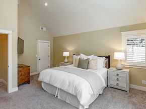 587 Sequoia Avenue, Redwood City CA 94061