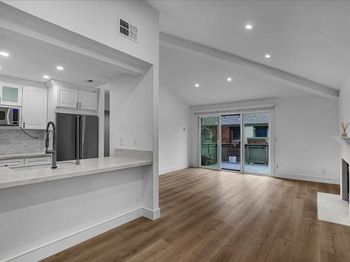 2014 La Terrace Circle