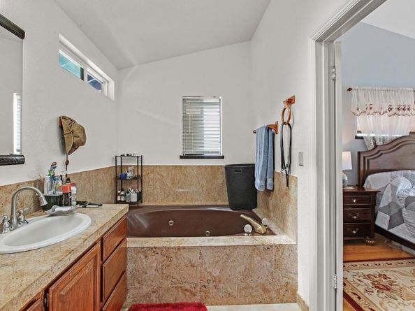 419 Harvey Way, Pacifica CA 94044