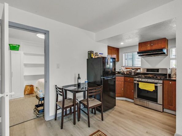 419 Harvey Way, Pacifica CA 94044