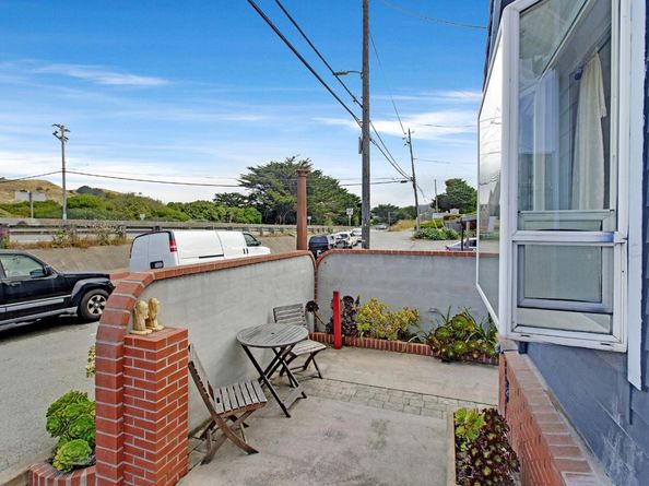 419 Harvey Way, Pacifica CA 94044