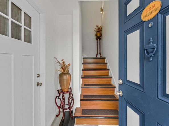 419 Harvey Way, Pacifica CA 94044