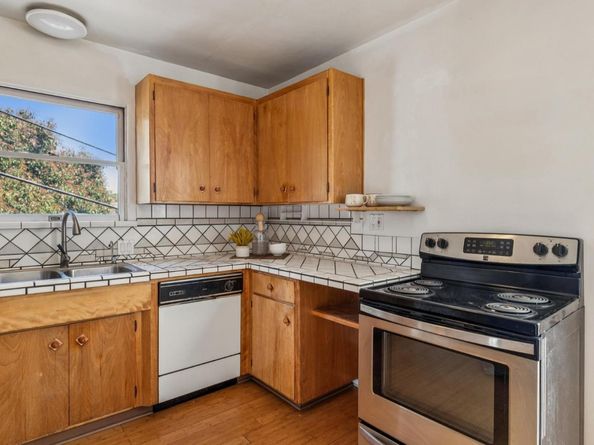 10741 Ridgeview Avenue, San Jose CA 95127