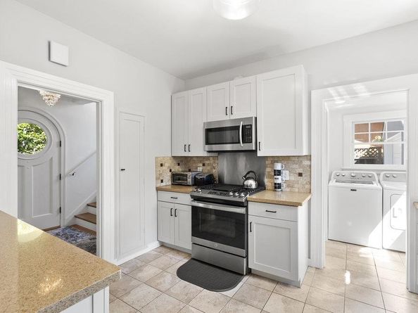 774 Edgewood Road, San Mateo CA 94402
