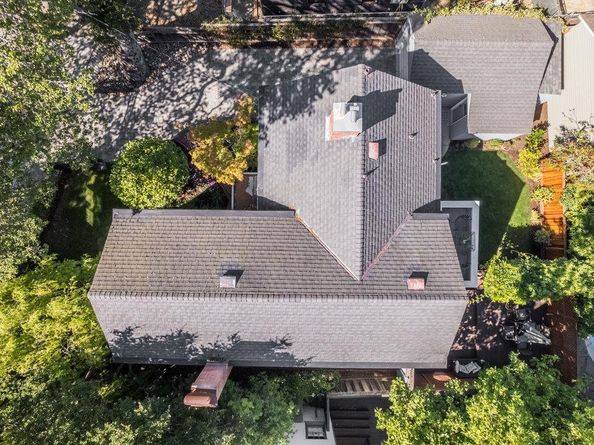 774 Edgewood Road, San Mateo CA 94402