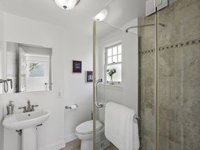 774 Edgewood Road, San Mateo CA 94402