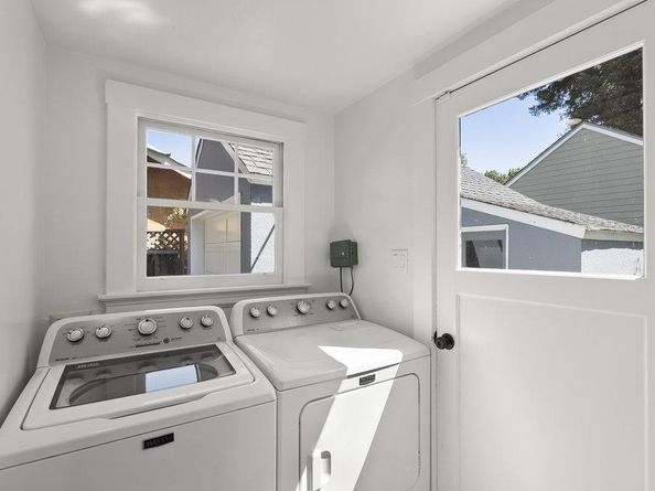 774 Edgewood Road, San Mateo CA 94402