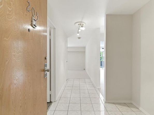 728 Elm 205, San Carlos CA 94070