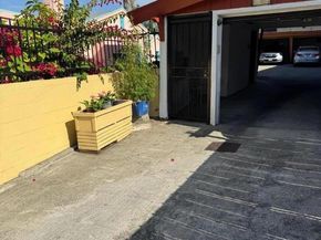 Bona, Oakland CA 94601