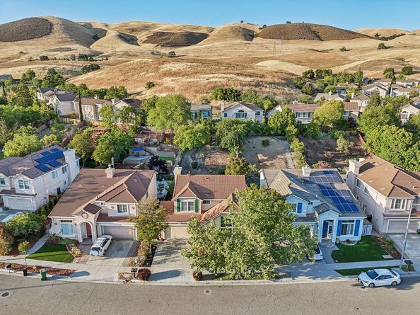 743 Promenade Lane, San Jose CA 95138