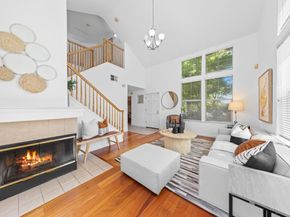 298 S Rengstorff Avenue, Mountain View CA 94040
