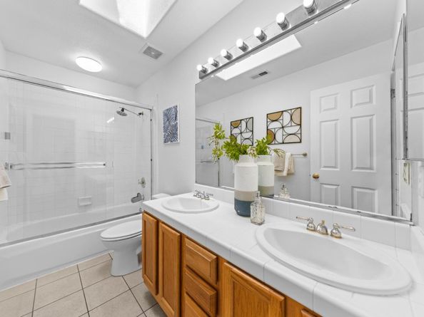 298 S Rengstorff Avenue, Mountain View CA 94040