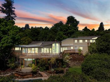 415 Golden Oak Drive