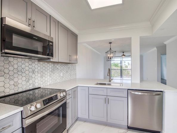 6795 Huntington Lane 406, Delray Beach FL 33446