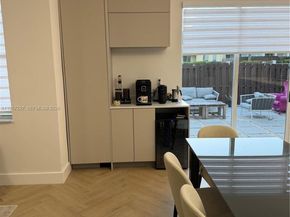 7476 NW 113th Path, Doral FL 33178