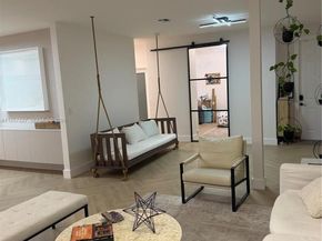 7476 NW 113th Path, Doral FL 33178