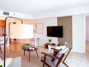 1200 Brickell Bay Dr 3215, Miami FL 33131