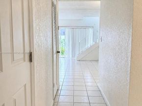 1300 W 47th Pl 218A, Hialeah FL 33012