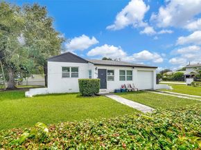 1090 NW 77th St, Miami FL 33150