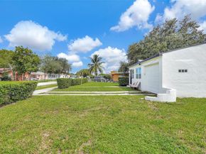 1090 NW 77th St, Miami FL 33150