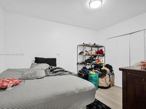 1090 NW 77th St, Miami FL 33150
