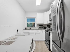 1090 NW 77th St, Miami FL 33150