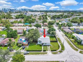 1090 NW 77th St, Miami FL 33150