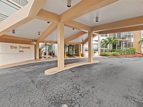 900 Saint Charles Pl 419, Pembroke Pines FL 33026