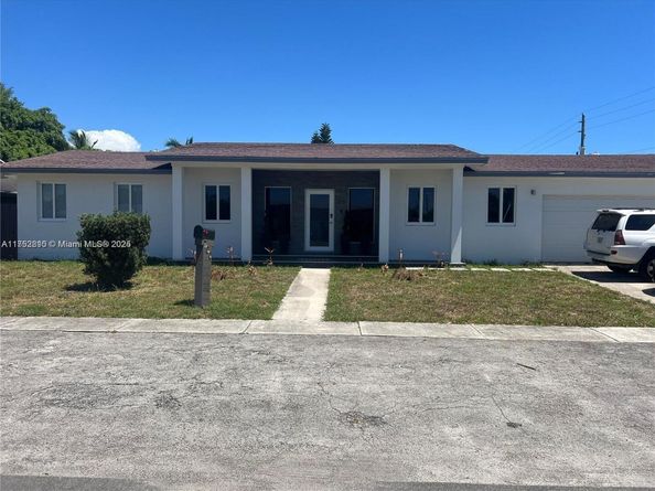 700 NW 9th Ct, Hallandale Beach FL 33009