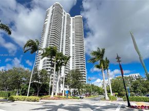 3500 Mystic Pointe Dr 2206, Aventura FL 33180