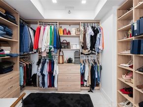 3500 Mystic Pointe Dr 2206, Aventura FL 33180