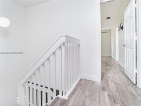 11425 NW 34th Pl, Sunrise FL 33323