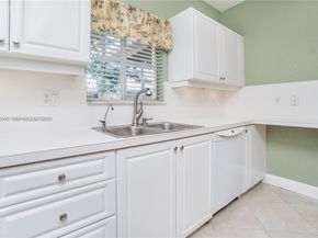 11425 NW 34th Pl, Sunrise FL 33323