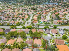 1061 NW 185th Ter, Pembroke Pines FL 33029