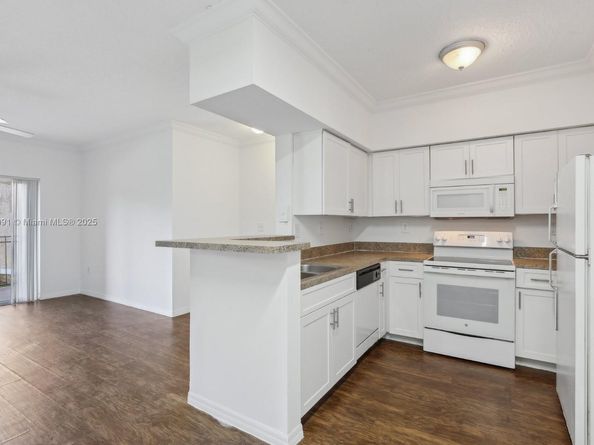 151 SW 117th Ave 9106, Pembroke Pines FL 33025