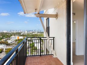 888 S Douglas Rd PH01, Coral Gables FL 33134
