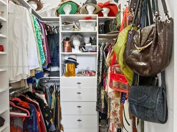 12317 NW 23rd Ct, Miami FL 33167